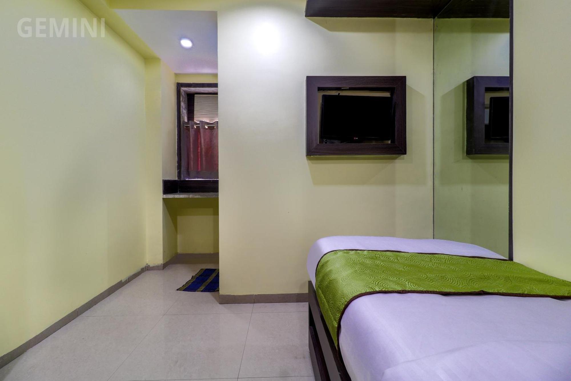 Hotel Gemini Mumbai Exterior photo
