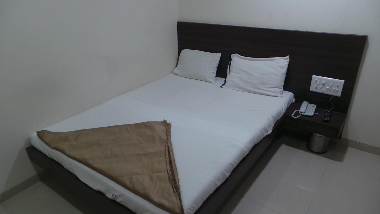 Hotel Gemini Mumbai Exterior photo